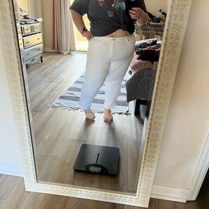 Torrid White Sky High Skinny Crop Like Brand New ✨